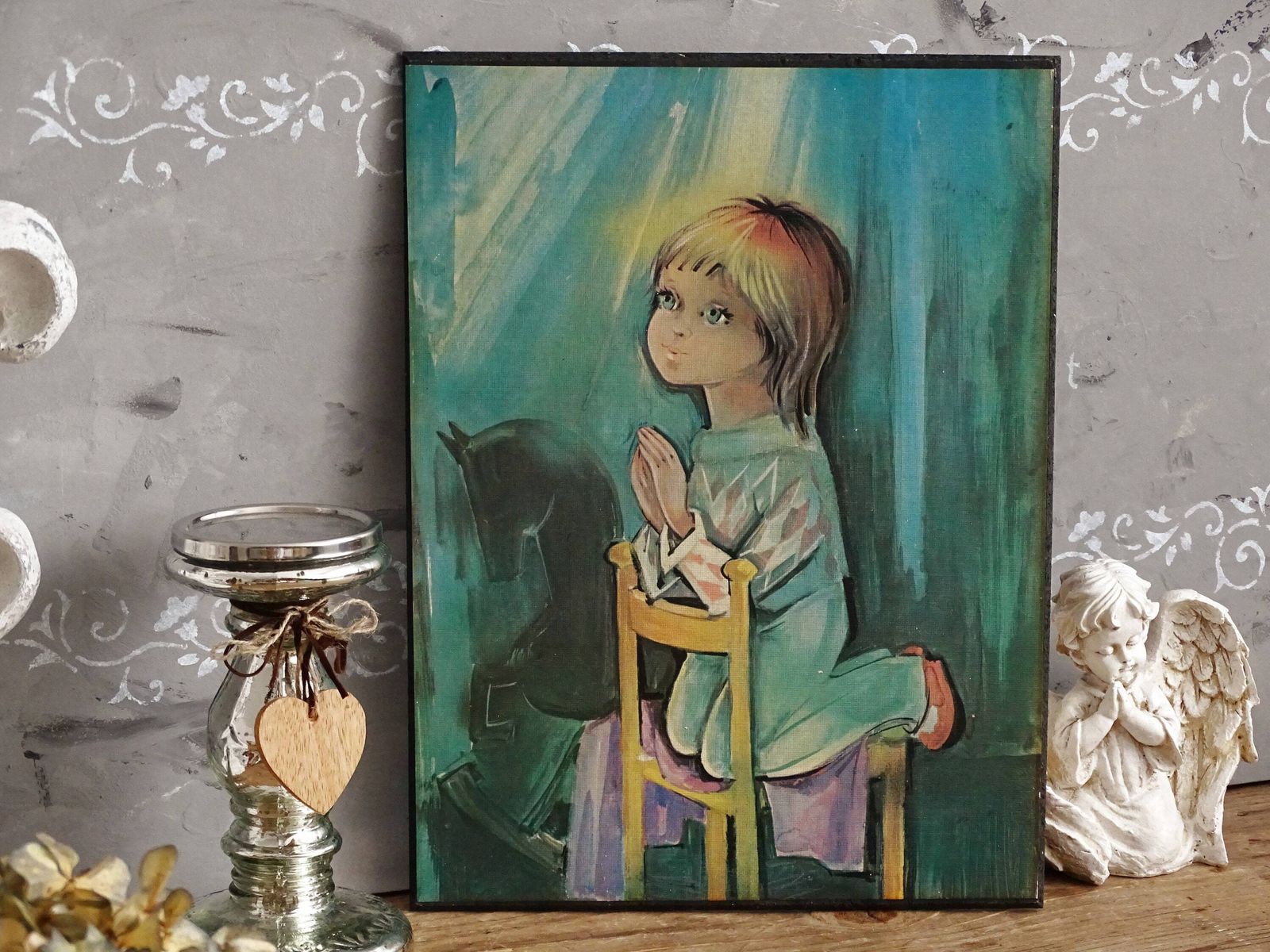 Vintage Oil Painting Child Praying: Retro Nursery Decor