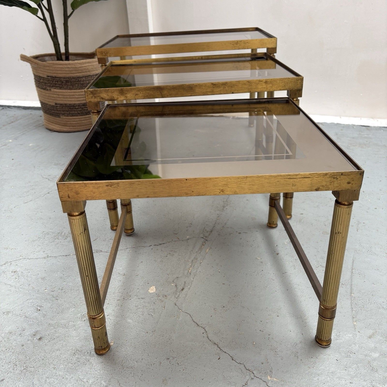 Maison Bagues Trio Of Nesting Tables, France Mid 20th Century photo vinterior