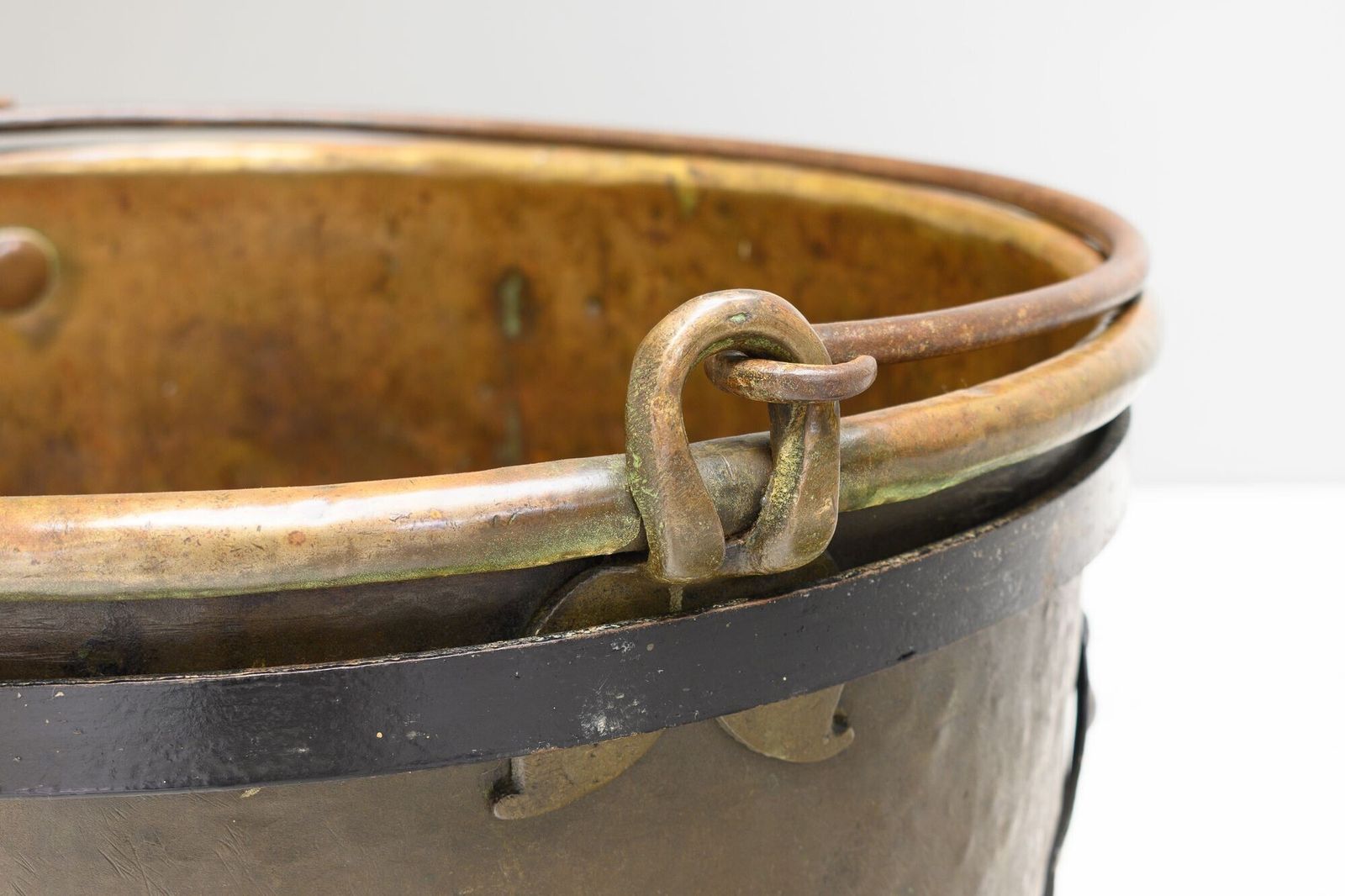 Copper Cauldron, 1800s, Antique photo vintage
