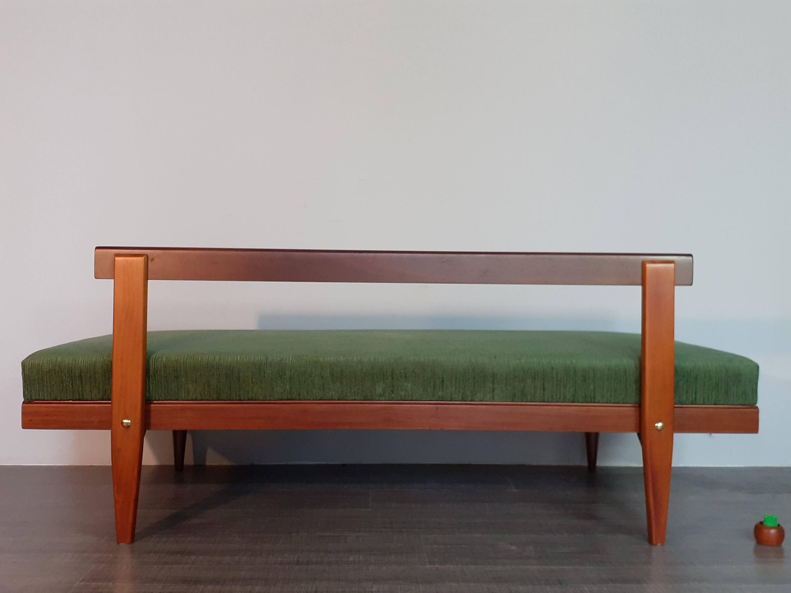 photo for sale Pair Of Svane Daybeds By Ingmar Relling, Scandinavian Mid Century 1960s