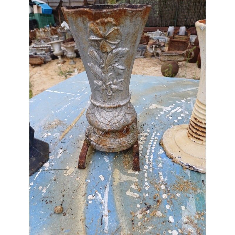 Lot Of 6 Cast Iron Vases From 1900 From Charleville Mézières photo furniture