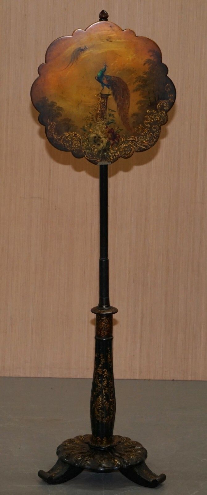 Rare Jennens & Bettridge Brimm Parcel Gilt Papier Mache Hand Paint Pole Screen photo furniture