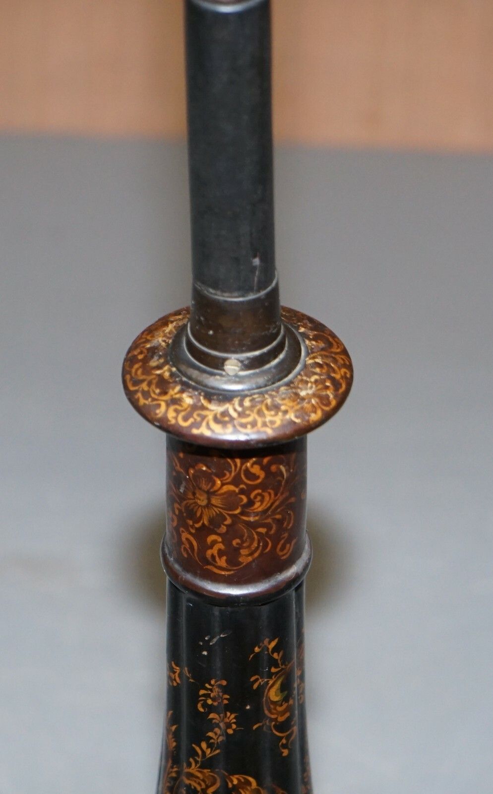 1350.0 Rare Jennens & Bettridge Brimm Parcel Gilt Papier Mache Hand Paint Pole Screen photo