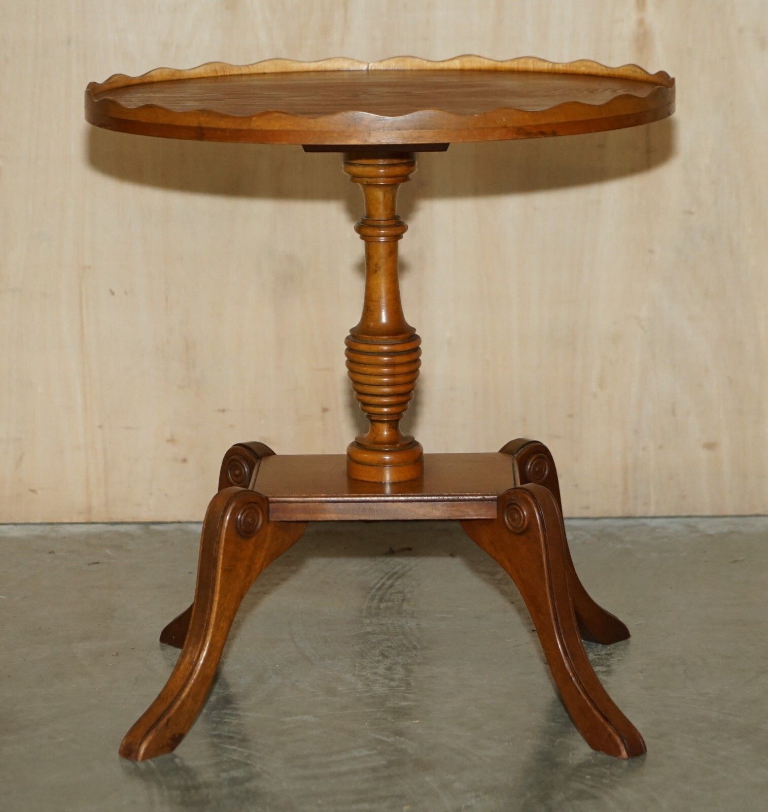 photo buy Pair Of Burr Yew Wood Beresford & Hicks Side End Lamp Tables With Gallery Rail
