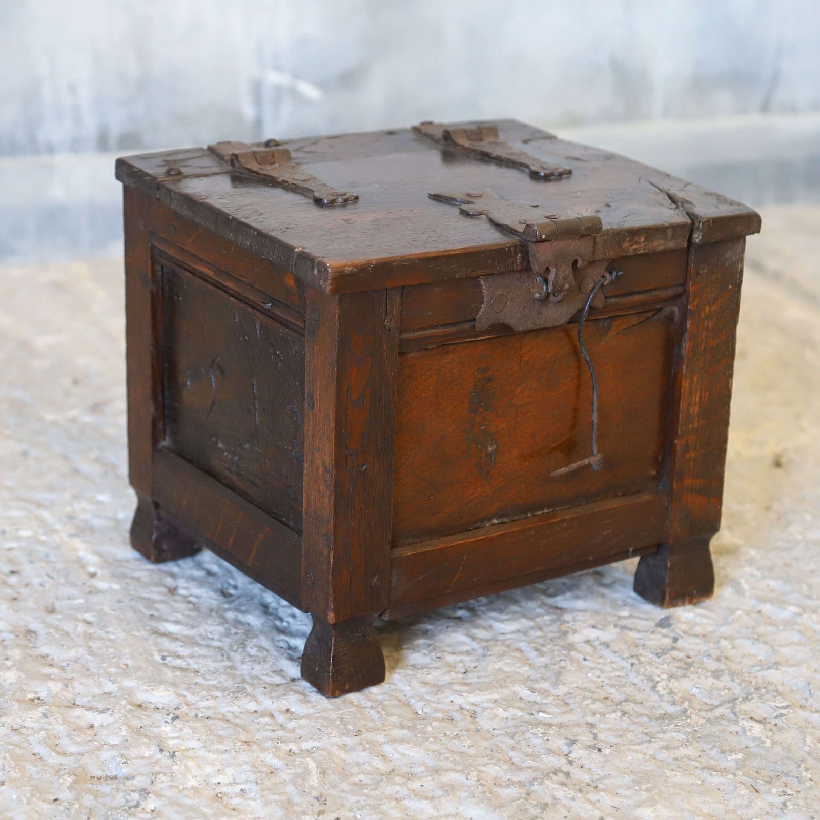 Oak Folk Art Casket Made In Circa 1800 1830 Utilising Constituent Parts From 1512 Onwards photo furniture