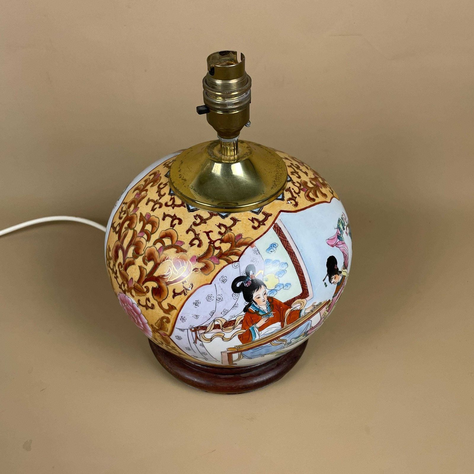 Vintage Ceramic Patterned Oriental Lamp Bedside Table Light Vase Pottery Round Antique Pattern Hand Painted Gold Brass Wooden Wood Japanese photo furniture