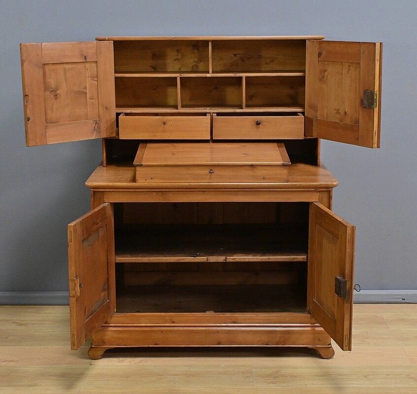 2320.0 Pitch Pine Commercial Furniture With Lectern – 1920 photo