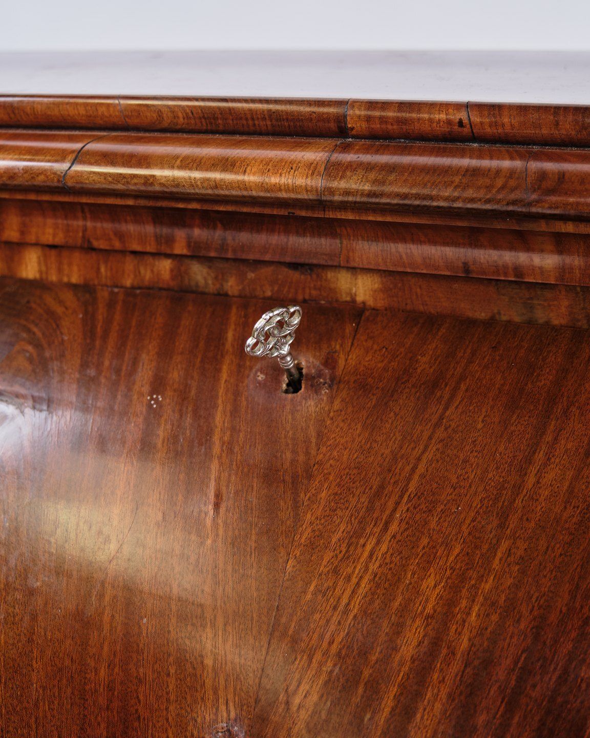 photo furniture Chatol   3 Drawers   Hand Polished Mahogany   Danish Cabinet Maker   1820s