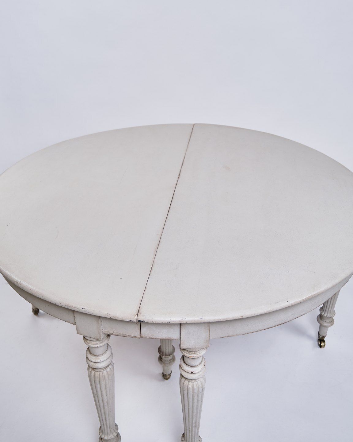 Round Dining Table / Moon Table   Louis Seize   Gray Painted   Round Legs   Brass Wheels   1780s photo 4275.0