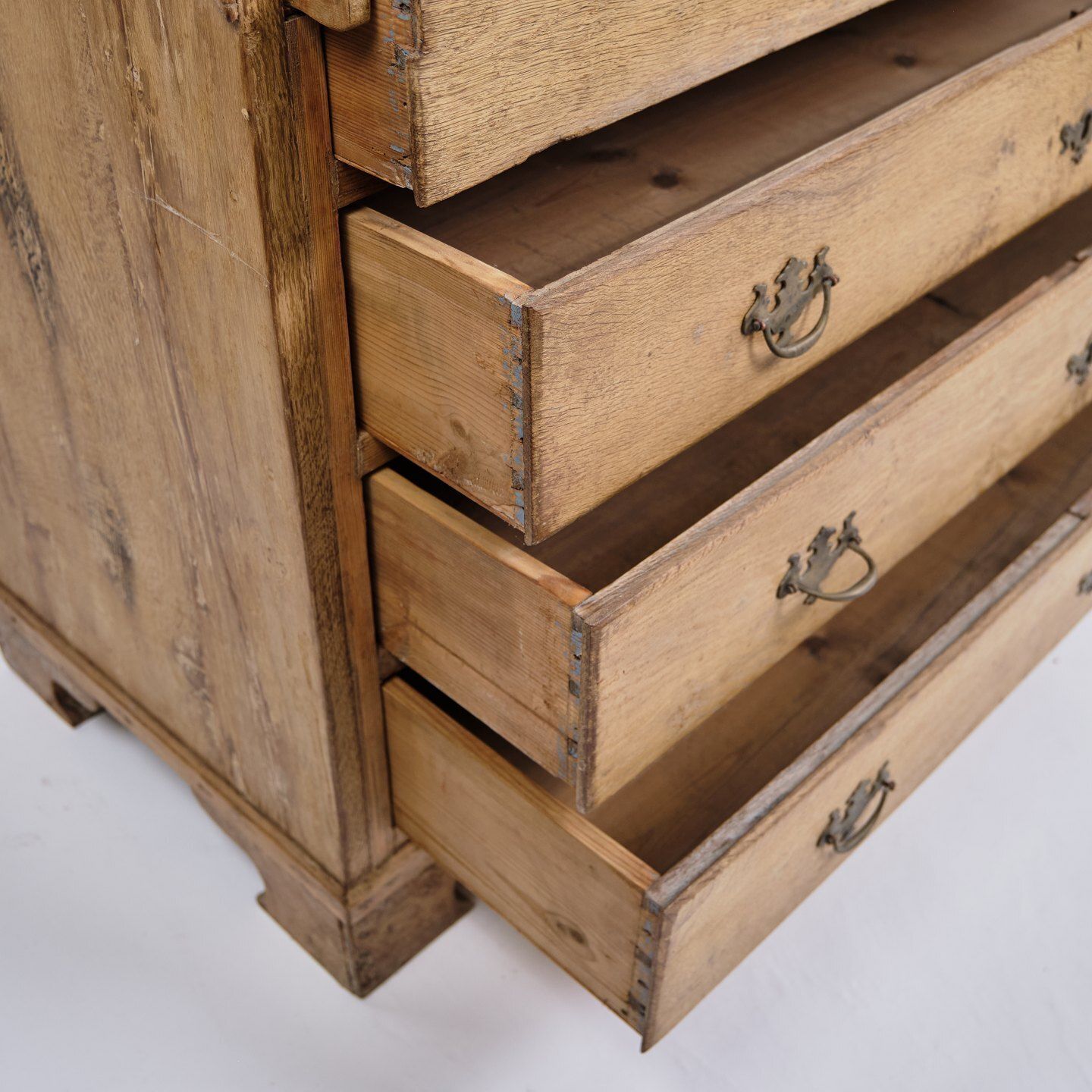 Chatol – Louis Seize Style – Pine – Circa 1780 photo vinterior