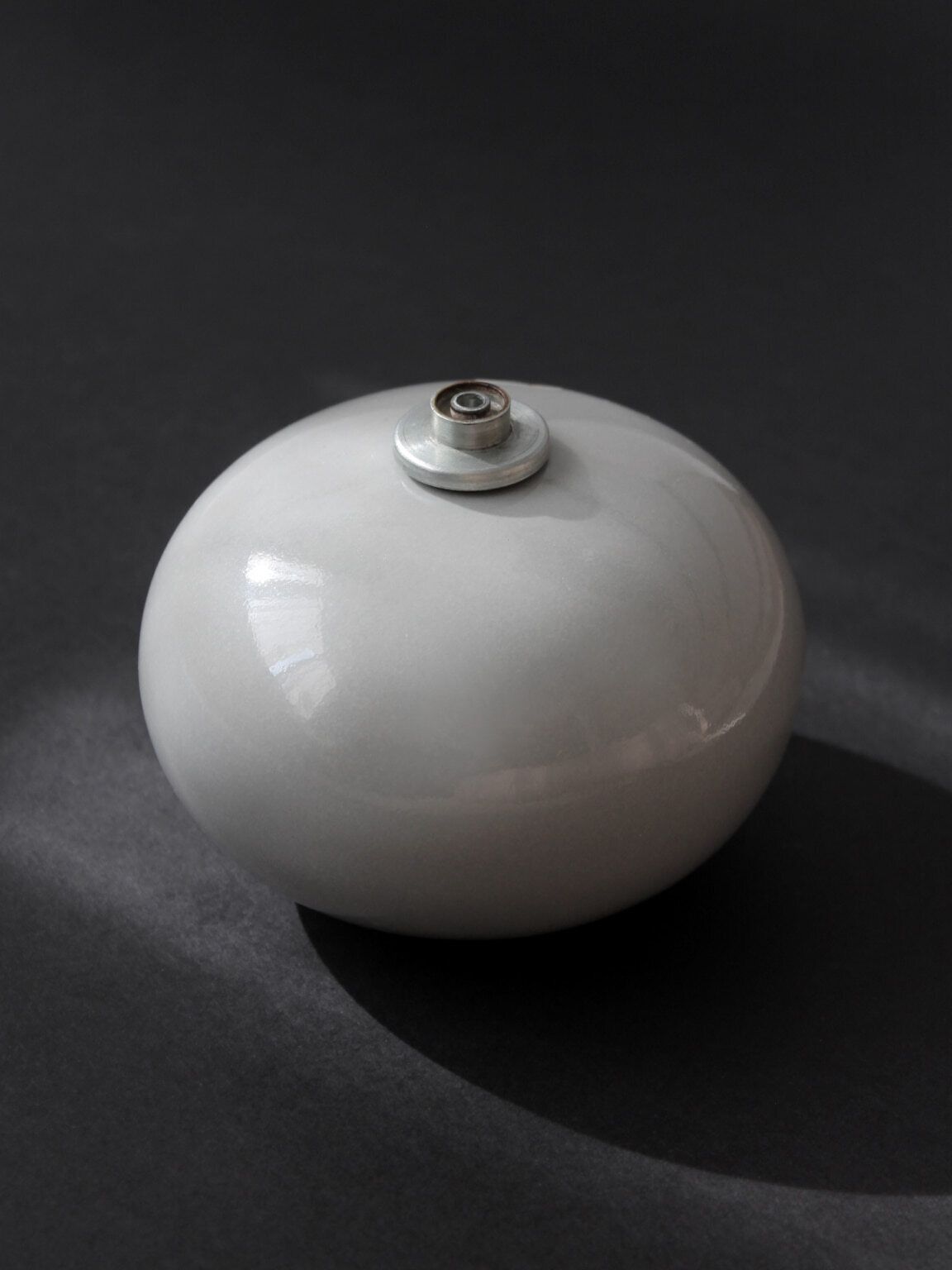 Anne Nilsson Höganäs Ceramic Grey Aladdin Oil Lamp photo furniture
