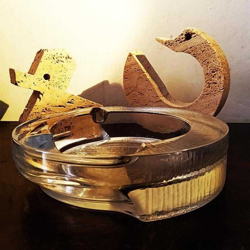 1970s Big Ashtray By Fabio Frontini For Arnolfo Di Cambio In Lead Crystal, Azteca Collection. 20cm. / 7.87 Inches. photo furniture