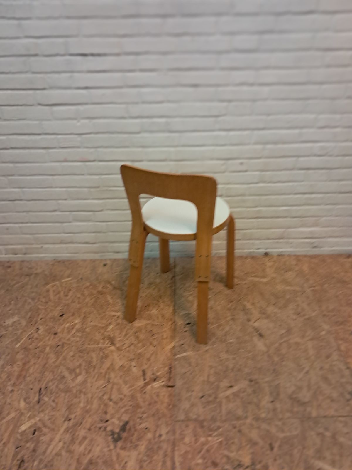 Aalvar Aalto Children Chair 65 photo Furniture