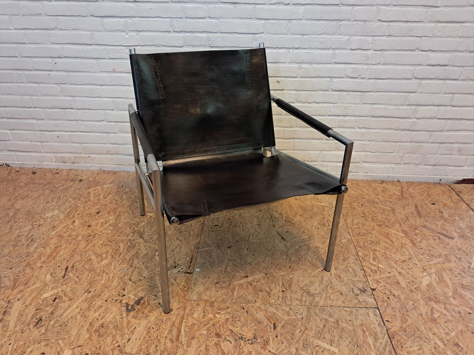 photo furniture Martin Visser Sz 02 Armchair 'T Spectrum
