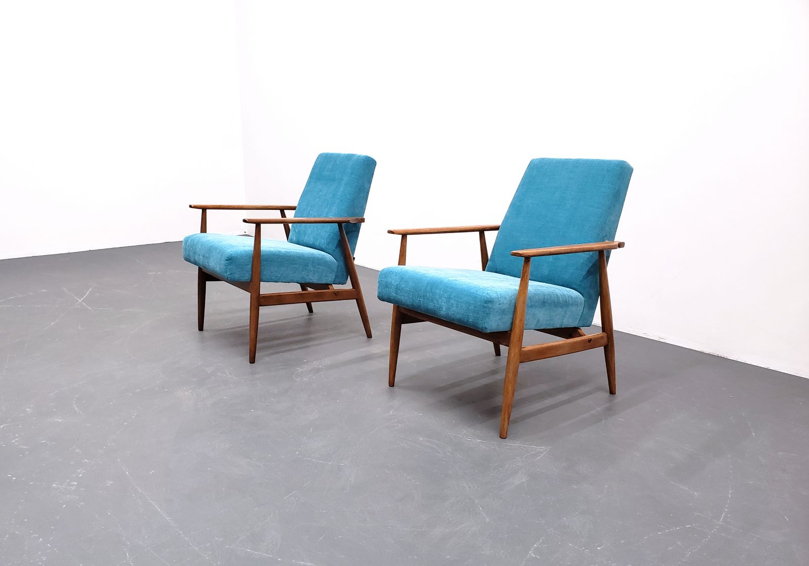 1960 Henryk Lis Armchair In Turquoise photo vinterior