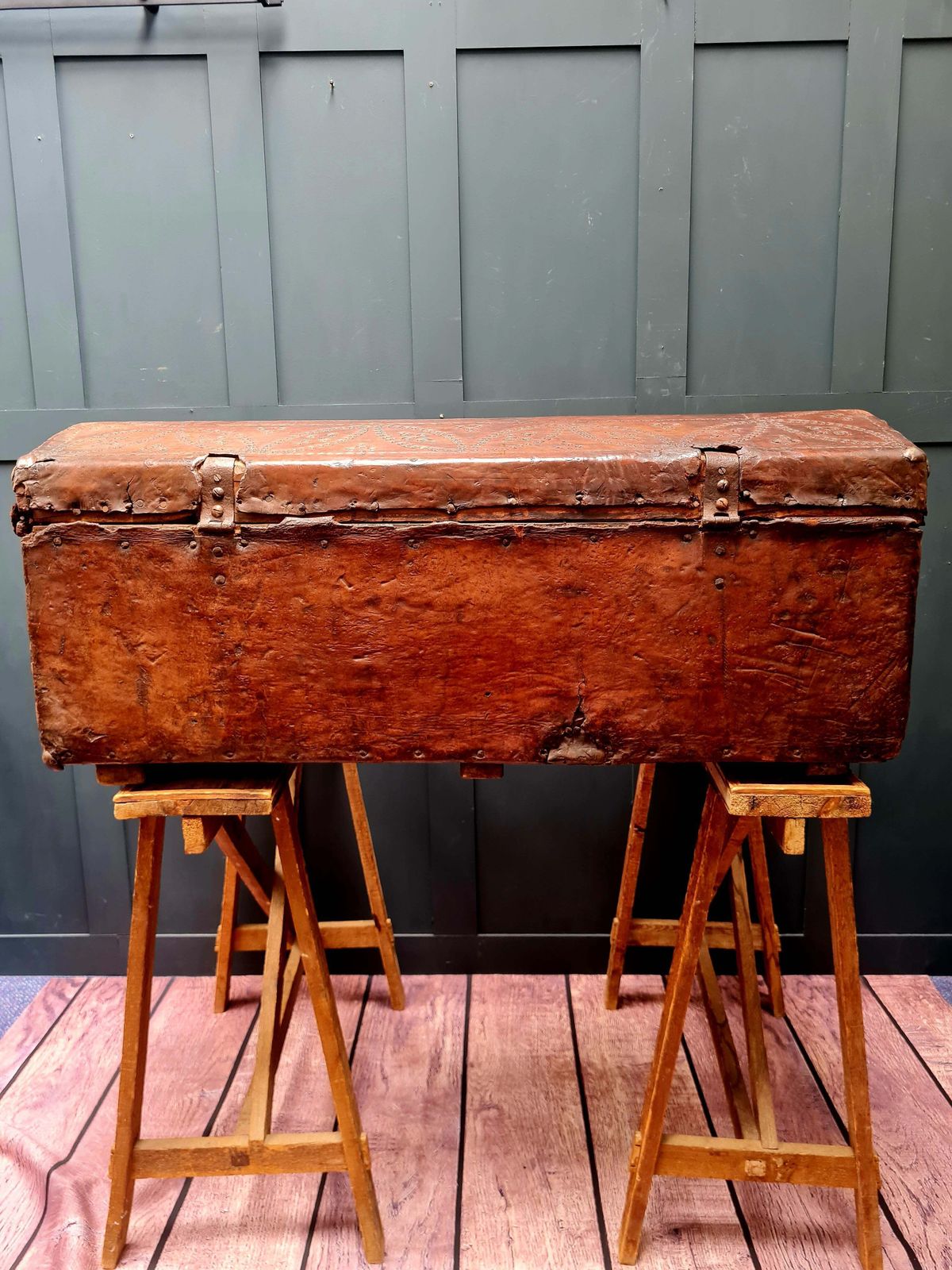 Large 18th Century Italian Studded Leather Trunk   Chest photo vinterior