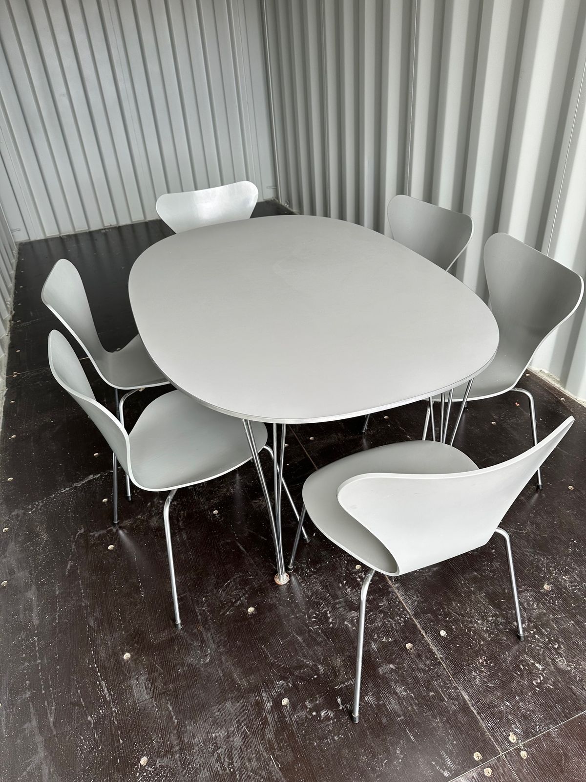 Bruno Mathsson Piet Hein  Super Elliptical Dining Table For Fritz Hansen  And Set Of Six Series Seven Chairs Model 3107 By Arne Jacobsen For Fritz Hansen photo vinterior