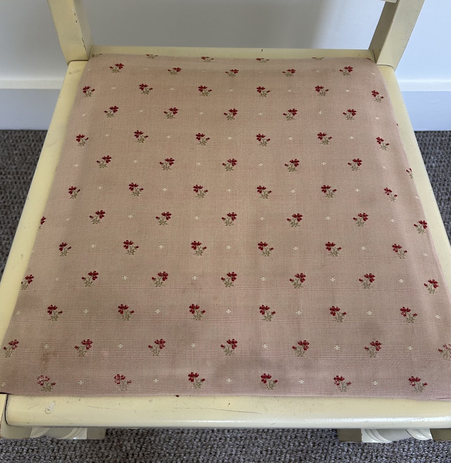 Cream Painted Upholstered Chairs 4 photo 100.0
