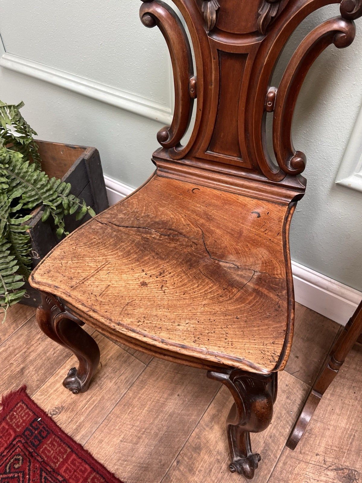 Stunning Pair Of 19th Century Victorian Antique Carved Mahogany Hall Chairs photo 325.0