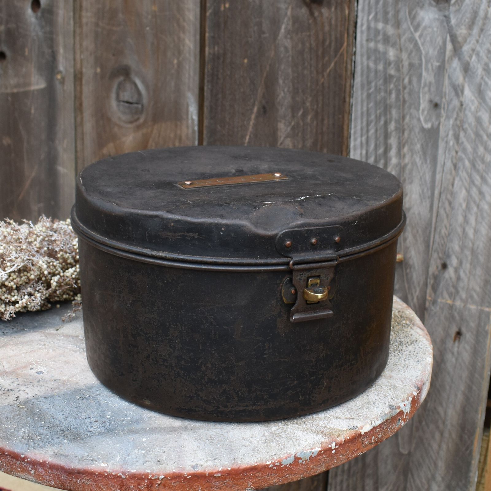 Antique Original R Frost Military Army Japanned Metal Travel Hat Tin Box Case photo Home Decor