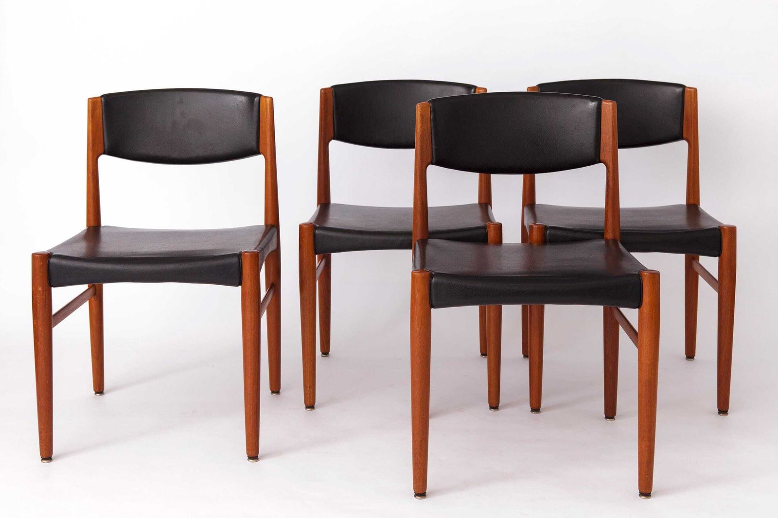 Set Of 4 Grete Jalk Teak Dining Chairs For Glostrup, 1960s | Danish Mid Century Modern Vintage Chairs With Black Leather Seats