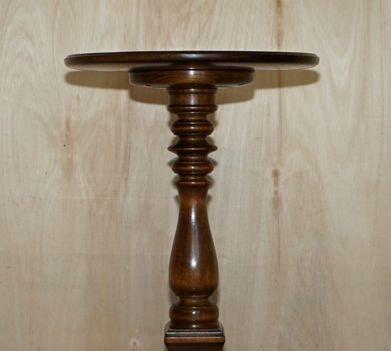 Fine English Made Jb Wright Cabinet Maker Regency Revival Side End Lamp Table photo 1200.0