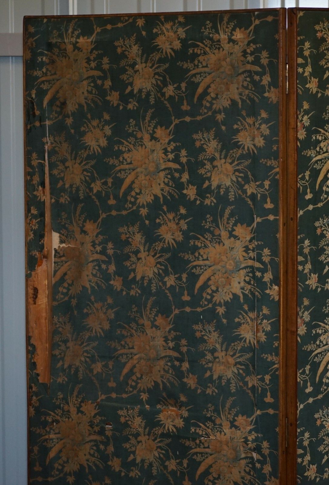 1200.0 Original Queen Victoria Decoupage Four Panel Folding Screen Totally Original photo