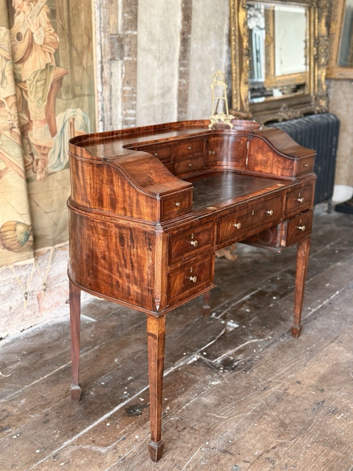 Fine Quality English Antique Mahogany Carlton House Curved Writing Desk C 1860 photo for sale