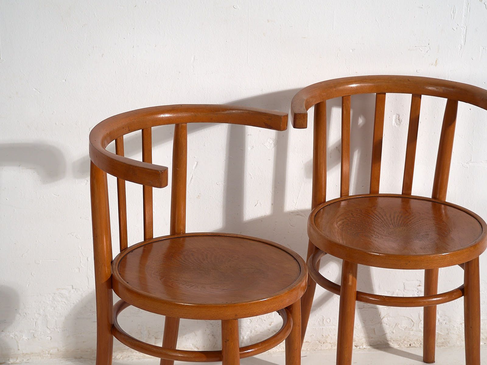 Antique Bentwood Chairs With Engraved Seat (C.1920). Set Of 4 Pieces #1 photo Furniture