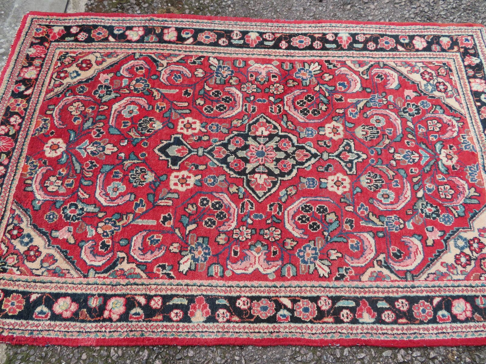 Old Mahal Village Rug. 208cm X 134cm. photo for sale