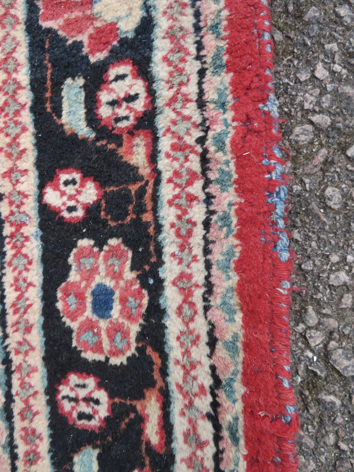 399.0 Old Mahal Village Rug. 208cm X 134cm. photo