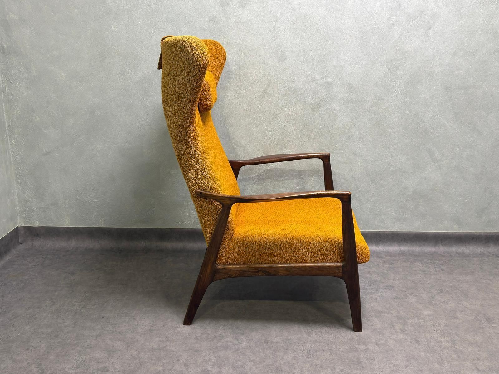 797.0 Wingback Chair Sedláček & Vyčítal For Dřevotvar, Czechoslovakia, 1960s photo