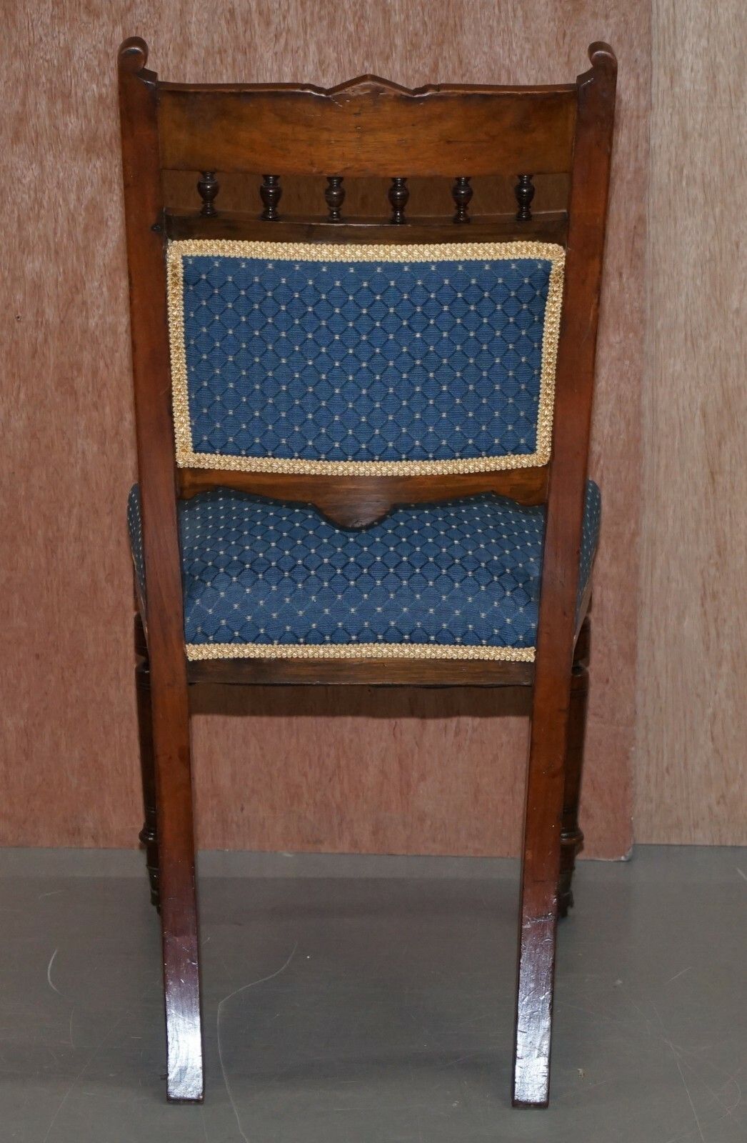 photo furniture Stunning Suite Of Original Solid Mahognay Victorian Maple & Co Dining Chairs