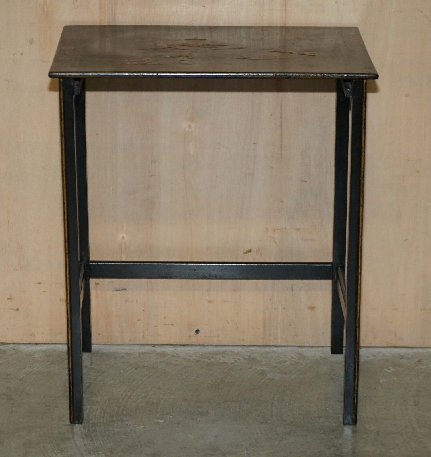 Nest Of Three Circa 1900 Chinese Chinoiserie Lacqurered Side Tables Hand Painted photo 950.0