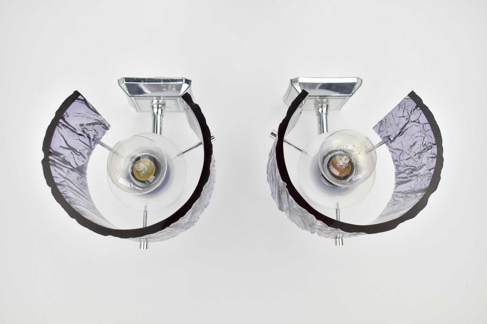 Mid Century Modern Amethyst Wandlampen Zilveren Verlichting | Vintage Armaturen Nachtkast Paars Frans Ijsglas Mcm Midmod Jaren 1960 1970 Modernistisch photo vintage