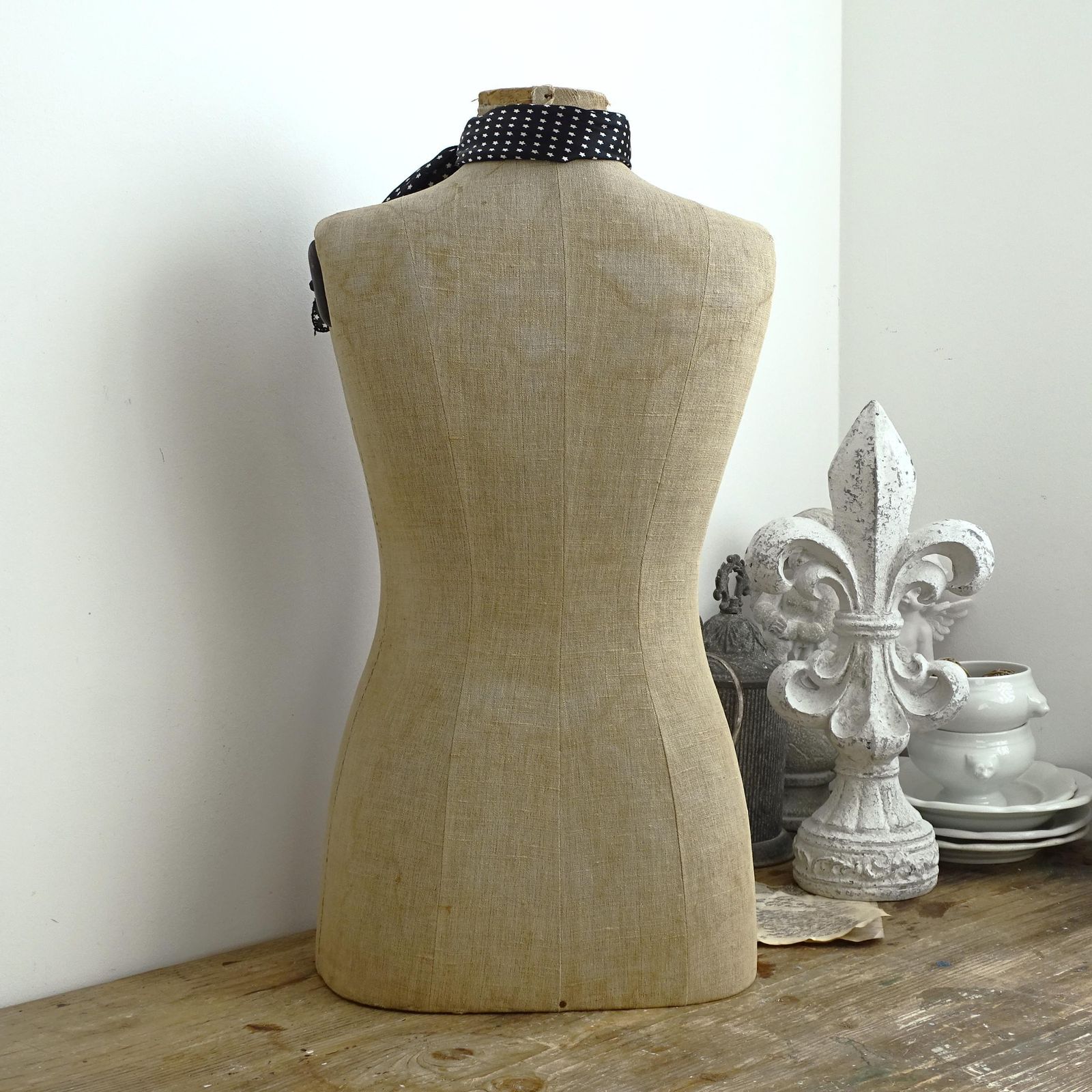 Antiek Frans mannequin: kleermakersetalagepop vrouwelijk, eikenhouten standaard photo Woonaccessoires