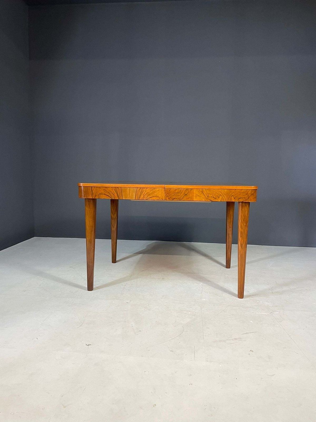 Uitschuifbare Eettafel Van Jindřich Halabala, Tsjecho Slowakije, 195 photo for sale