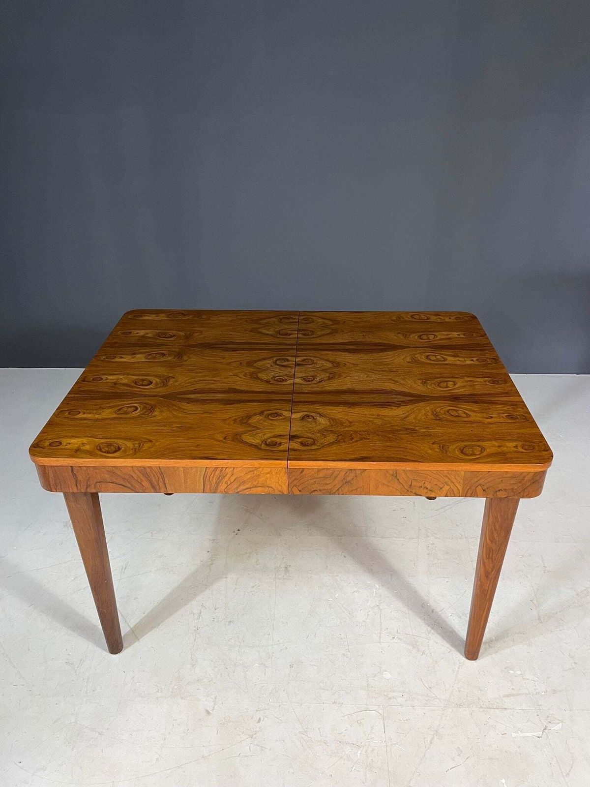 Uitschuifbare Eettafel Van Jindřich Halabala, Tsjecho Slowakije, 195 photo vinterior