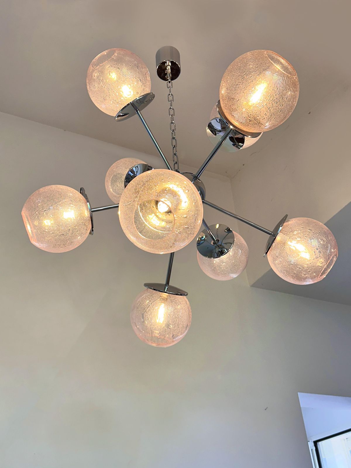 Contemporary Italian Chromed Sputnik Chandelier In Pink "Pulegoso" Murano Glass photo for sale
