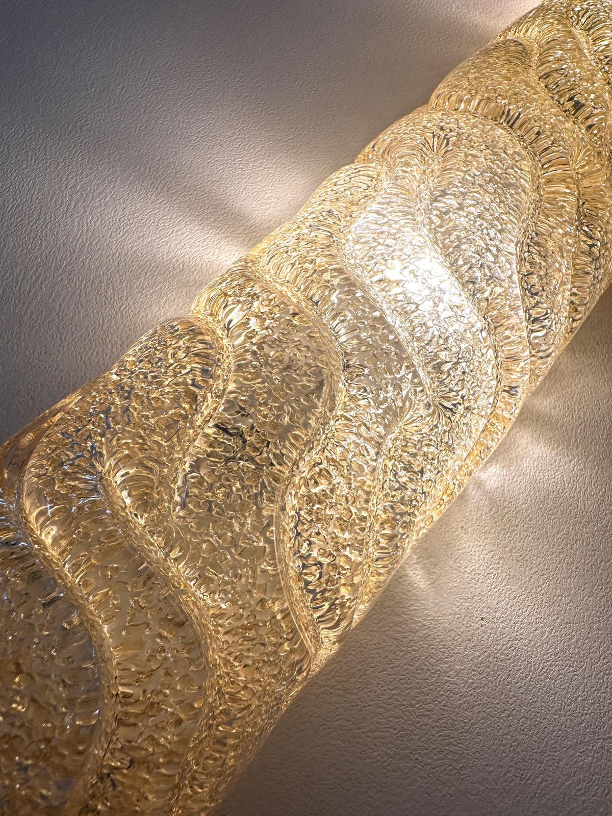 3851.0 Set Of Two Venetian Gold “Graniglia” Murano Glass Wall Sconce photo