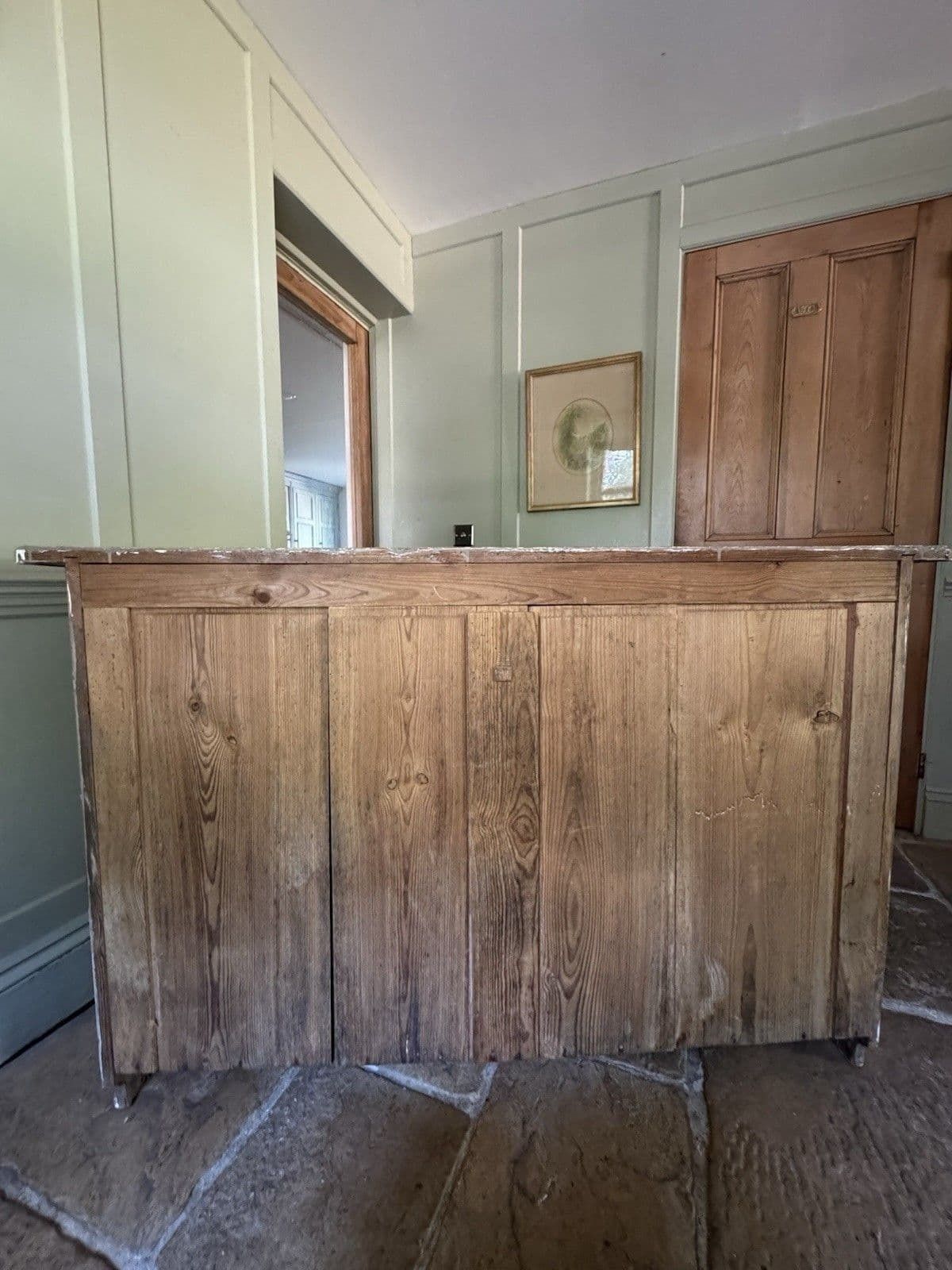 photo vintage Antique European Style Grey Painted Pine Glazed Dresser Display Cabinet Cupboard
