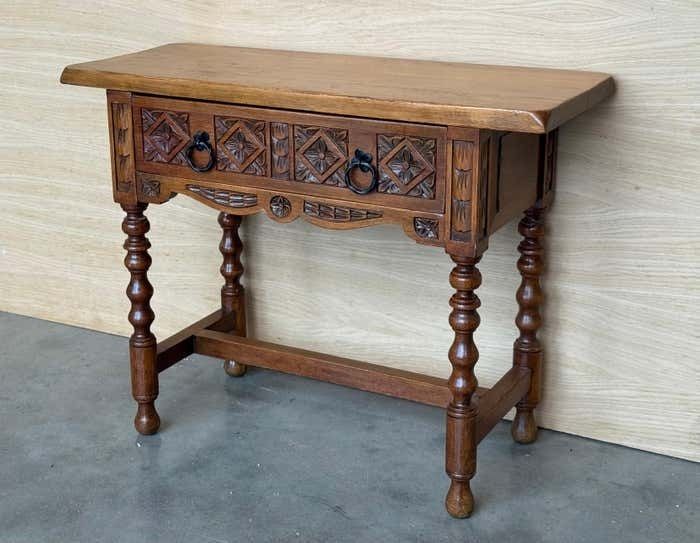 Grande table de chevet ou console basse espagnole avec tiroir photo 2145.0