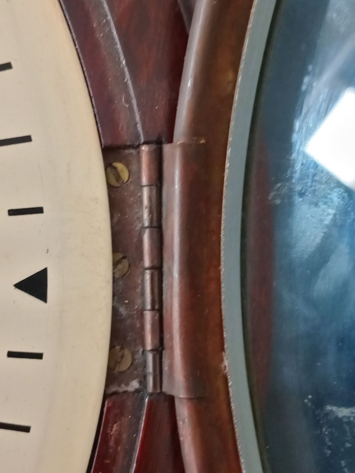 photo furniture Fusee 1965 Gpo Wall Clovk