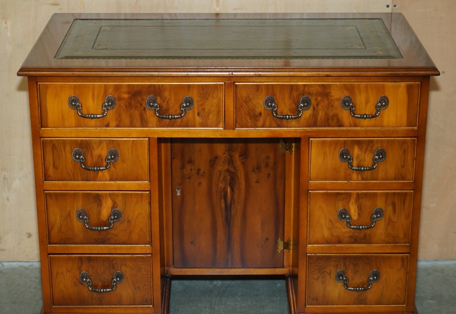 Stunning Small Burr & Burl Yew Wood With Green Leather Top Twin Pedestal Desk photo Furniture