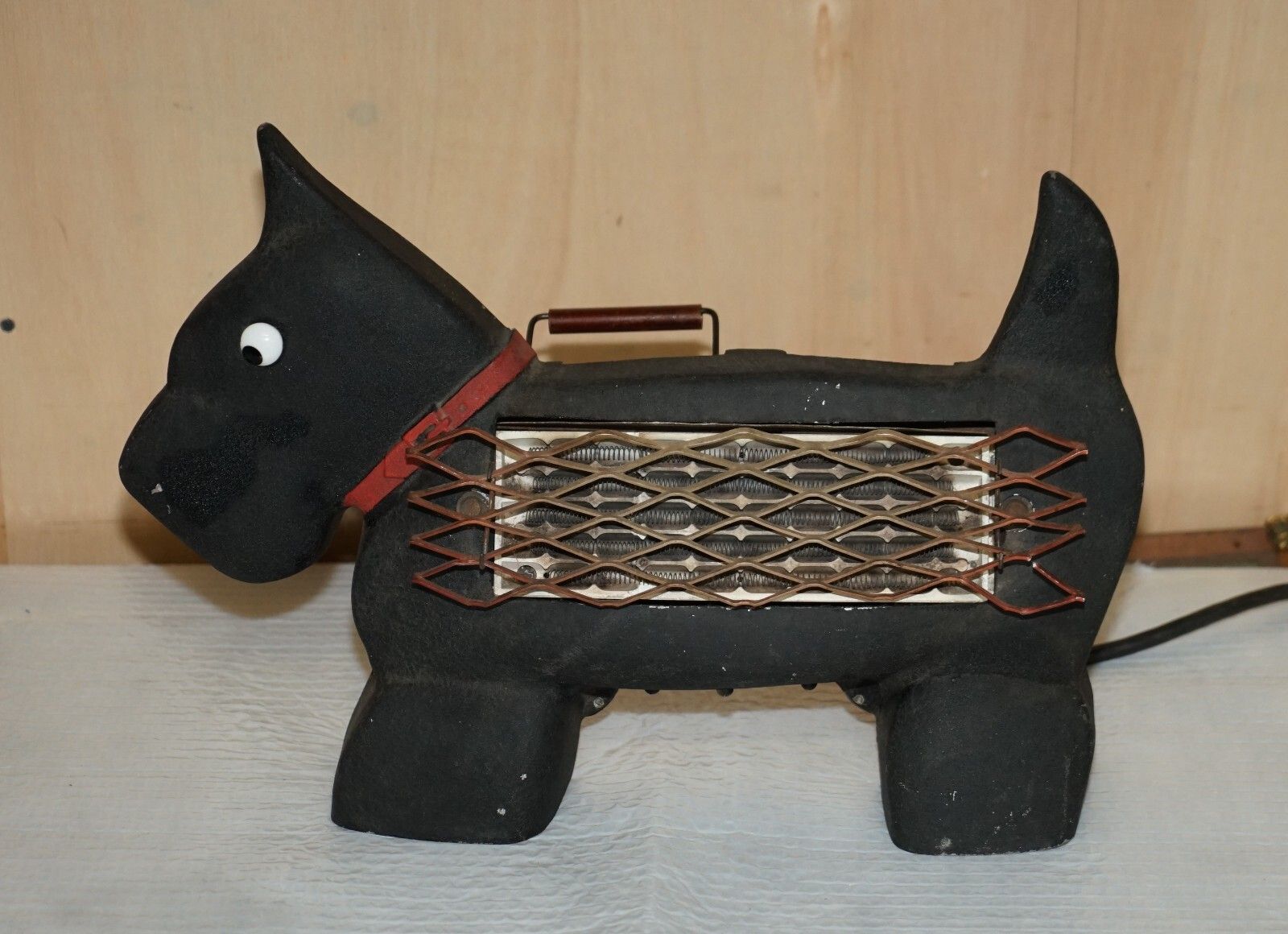 photo furniture Original Restored Art Deco Zooray Highland Terrier Scottie Dog Electric Heater