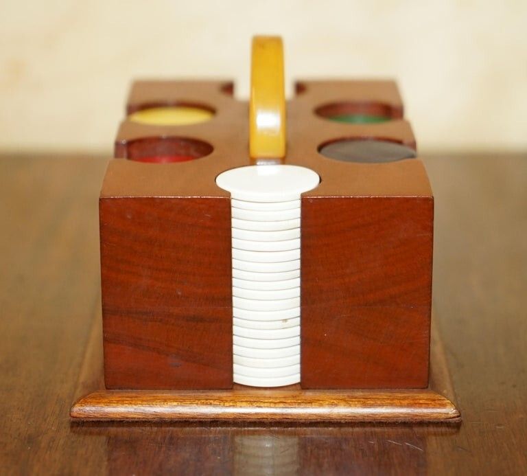 photo vintage Antique Circa 1920 Art Deco Casion Chip Poker Set With Bakelite Handle Case