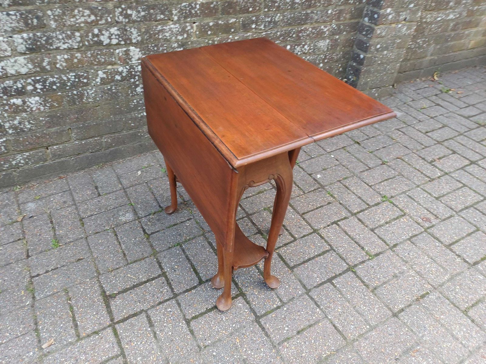 photo furniture Vintage Mahogany Sutherland Table C1900 Drop Leaf Cabriole Legs Oak Mechanism Space Saver Antique Export Piece Johannesburg