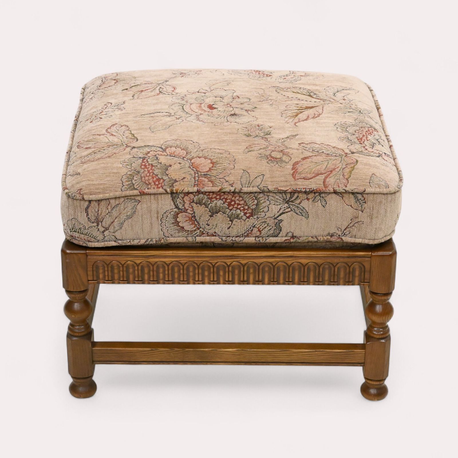 photo vintage Ercol Extension Footstool Ercol's Golden Dawn Finish Free Uk Delivery