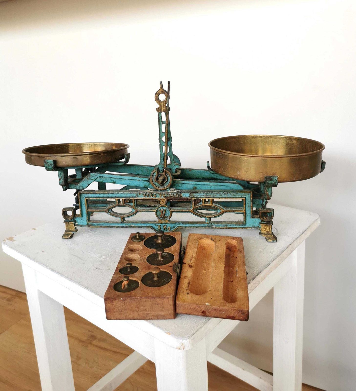 Antique Cast Iron Balance Scale With Brass Pans And Weights / 1960s Yugoslavia