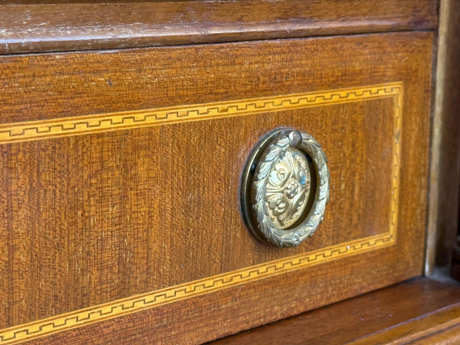 Mobilier Tables de chevet ou tables d'appoint françaises en noyer, début du XXe siècle, à deux tiroirs photo